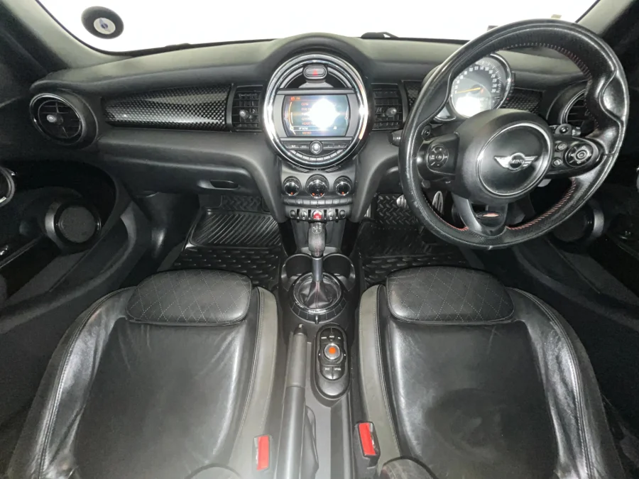Used 2017 MINI Hatch John Cooper Works Hatch 3-door sports-auto - WeBuyCars Brackenfell Cape Town