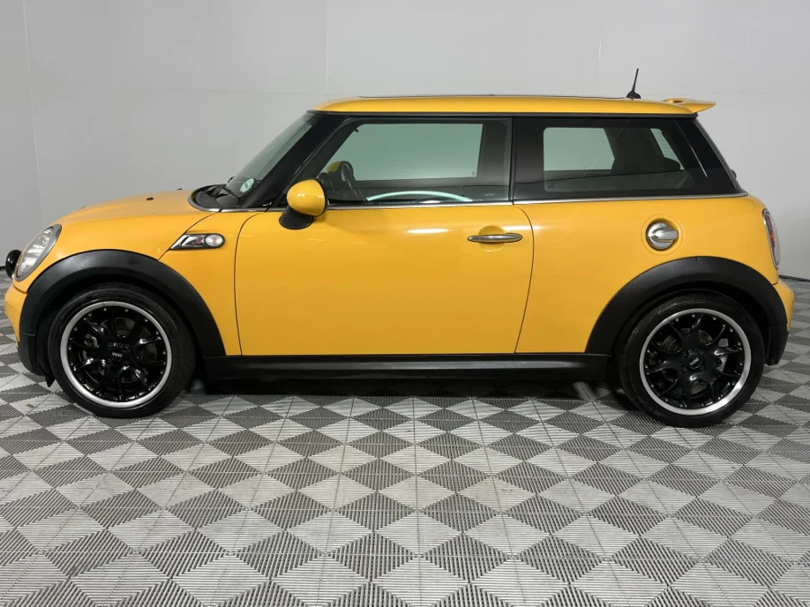 Used 2009 MINI Hatch Cooper S - WeBuyCars Richmond