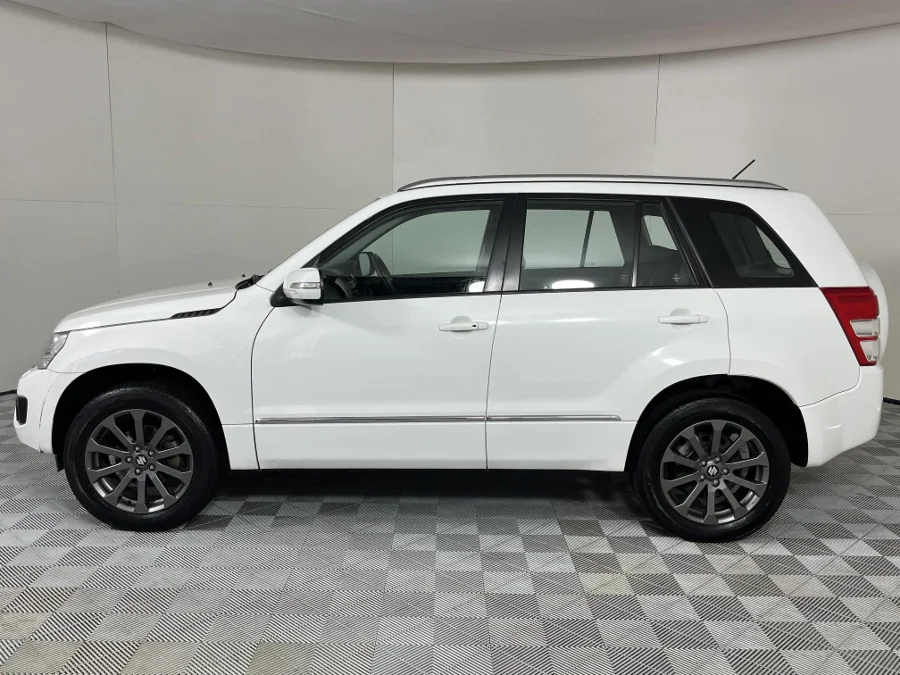 Used 2017 Suzuki Grand Vitara 2.4 Summit auto - WeBuyCars Silverlakes Used 2017 Suzuki Grand Vitara 2.4 Summit auto - WeBuyCars Silverlakes
