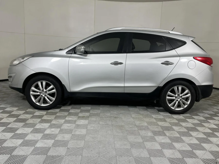 Used 2011 Hyundai ix35 2.0 Executive auto - WeBuyCars Midstream Used 2011 Hyundai ix35 2.0 Executive auto - WeBuyCars Midstream