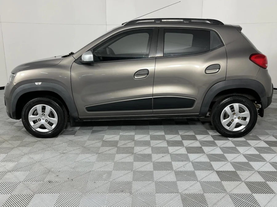 Used 2018 Renault Kwid 1.0 Dynamique - WeBuycars East London Used 2018 Renault Kwid 1.0 Dynamique - WeBuycars East London