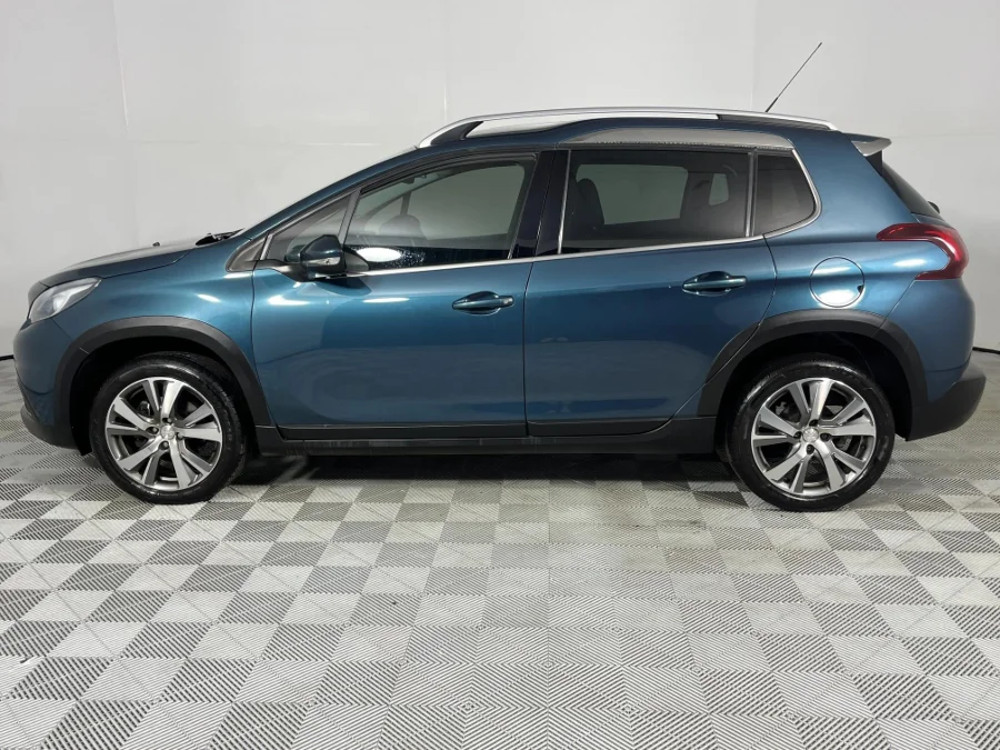 Used 2018 Peugeot 2008 1.2T Allure auto - WeBuyCars Silverlakes Used 2018 Peugeot 2008 1.2T Allure auto - WeBuyCars Silverlakes