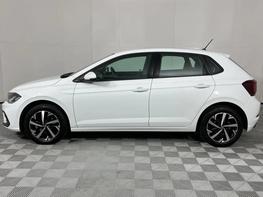 Used 2024 Volkswagen Polo hatch 1.0TSI Life auto - WeBuyCars Gqeberha