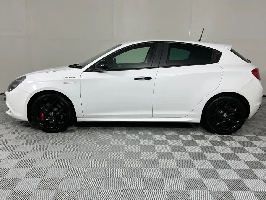 Used 2018 Alfa Romeo Giulietta 1750TBi Veloce - WeBuyCars The Dome