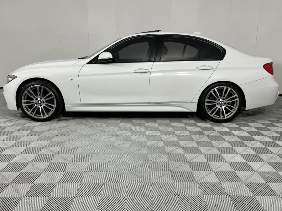 Used 2015 BMW 3 Series 320i M Sport sports-auto - WeBuyCars JHB South Used 2015 BMW 3 Series 320i M Sport sports-auto - WeBuyCars JHB South