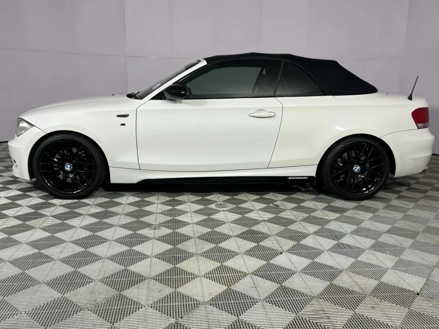 Used 2009 BMW 1 Series 135i convertible M Sport auto - WeBuyCars Brackenfell Cape Town Used 2009 BMW 1 Series 135i convertible M Sport auto - WeBuyCars Brackenfell Cape Town