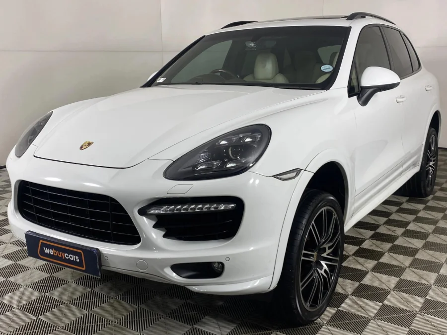Used 2013 Porsche Cayenne turbo - WeBuyCars The Dome