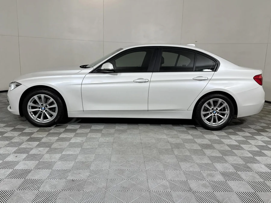 Used 2018 BMW 3 Series 320i sports-auto - WeBuyCars Midstream