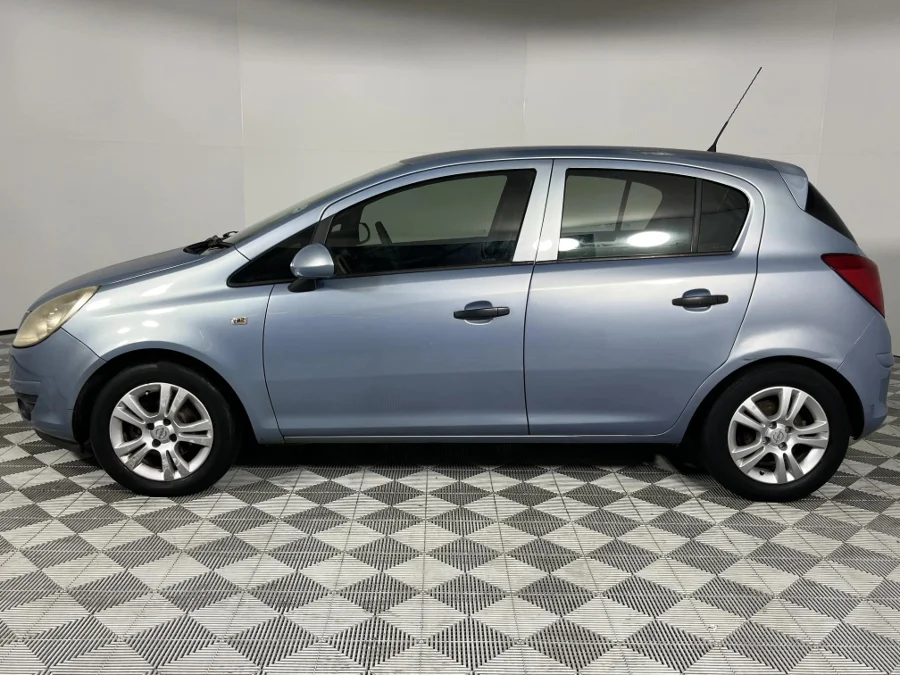 Used 2009 Opel Corsa 1.4 Essentia - WeBuyCars Richmond Used 2009 Opel Corsa 1.4 Essentia - WeBuyCars Richmond