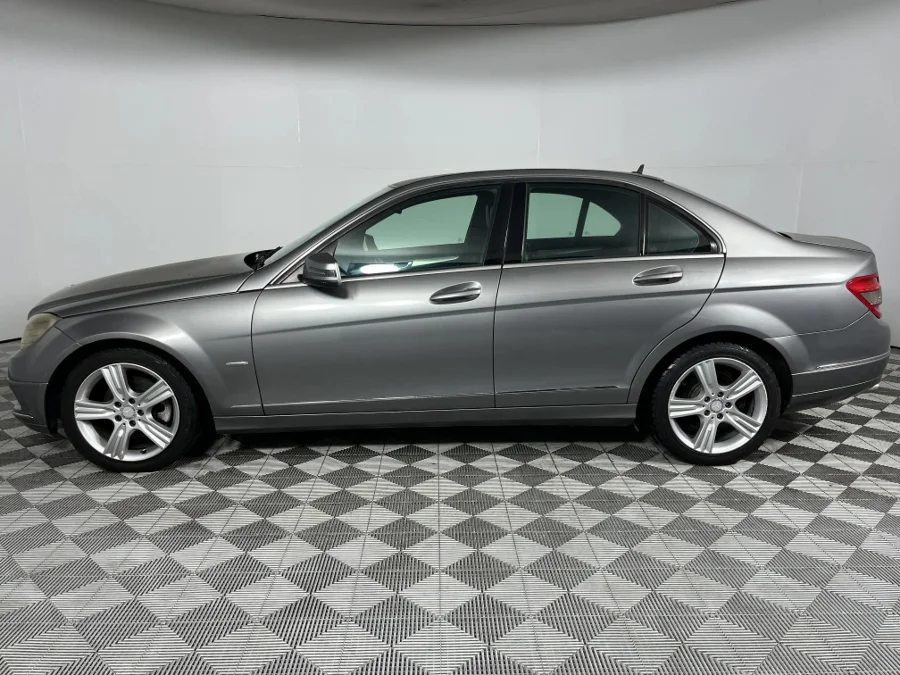 Used 2009 Mercedes-Benz C-Class C200 Kompressor Classic Touchshift - WeBuyCars The Dome Used 2009 Mercedes-Benz C-Class C200 Kompressor Classic Touchshift - WeBuyCars The Dome