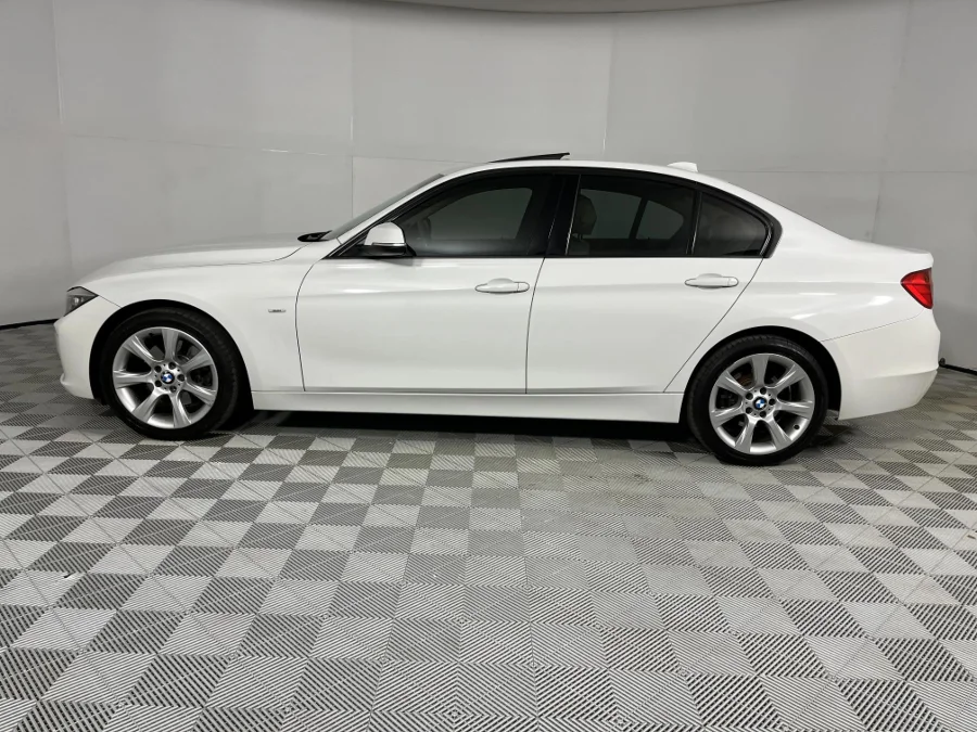 Used 2013 BMW 3 Series 328i Modern sports-auto - WeBuyCars Midstream
