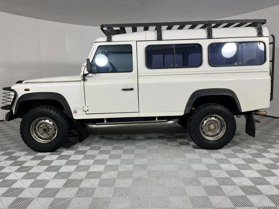 Used 2001 Land Rover Defender 110 2.5 Td5 hardtop - WeBuyCars Gqeberha