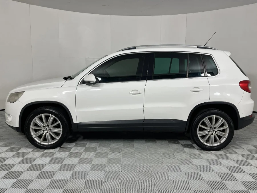 Used 2011 Volkswagen Tiguan 2.0TDI Track&Field 4Motion - WeBuyCars Gqeberha