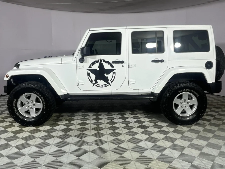 Used 2014 Jeep Wrangler Unlimited Sahara 3.6L 75th Anniversary Edition - WeBuyCars Epping Used 2014 Jeep Wrangler Unlimited Sahara 3.6L 75th Anniversary Edition - WeBuyCars Epping