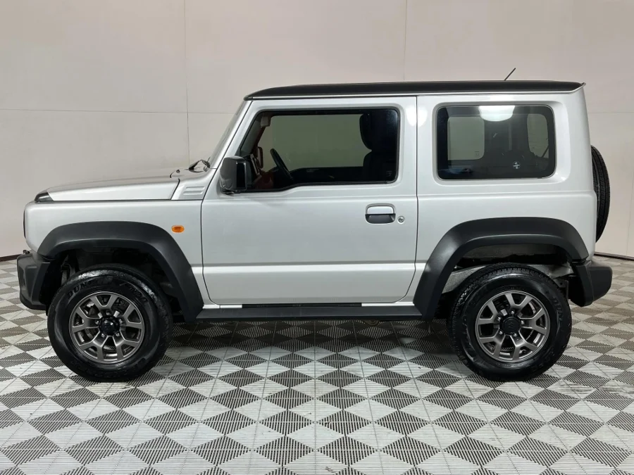 Used 2022 Suzuki Jimny 1.5 GLX AllGrip 3-door manual - WeBuyCars JHB South Used 2022 Suzuki Jimny 1.5 GLX AllGrip 3-door manual - WeBuyCars JHB South