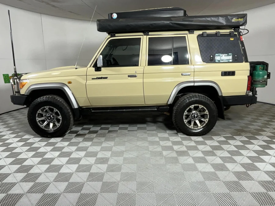 Used 2015 Toyota Land Cruiser 76 4.5D-4D V8 station wagon LX - WeBuyCars The Dome Used 2015 Toyota Land Cruiser 76 4.5D-4D V8 station wagon LX - WeBuyCars The Dome