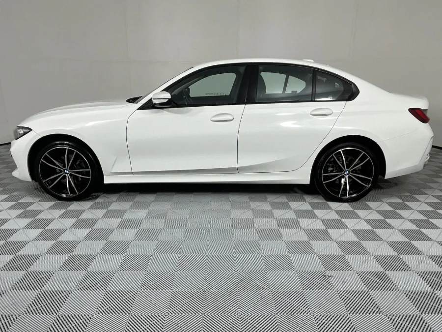 Used 2023 BMW 3 Series 320i - WeBuyCars The Dome Used 2023 BMW 3 Series 320i - WeBuyCars The Dome
