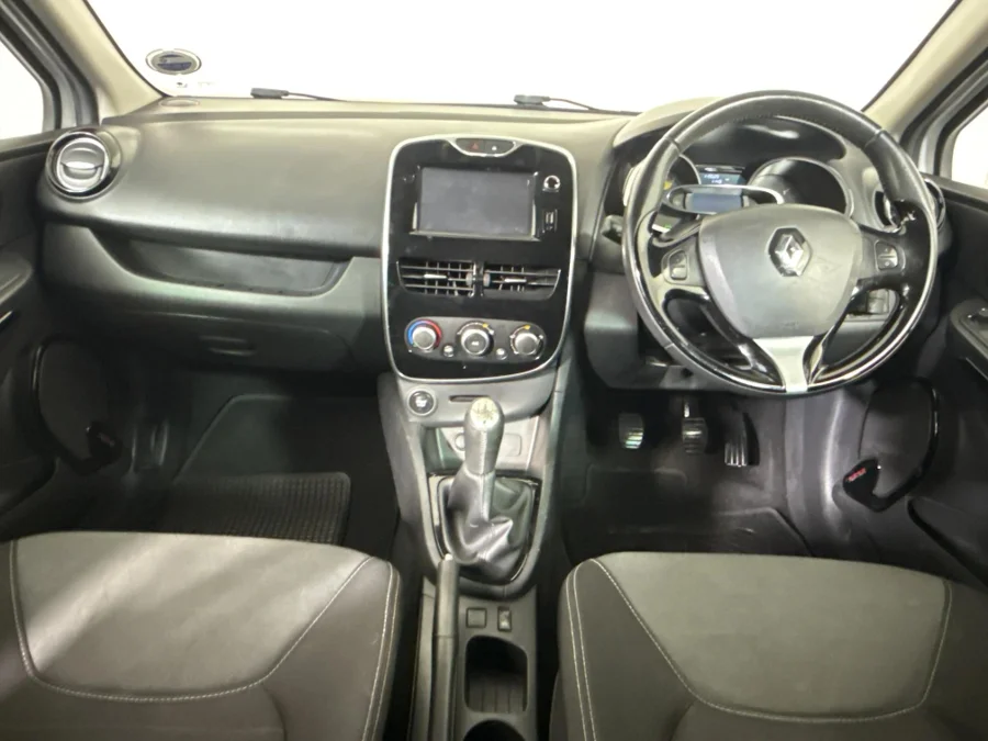 Used 2015 Renault Clio 66kW turbo GT-Line - WeBuyCars Midstream Used 2015 Renault Clio 66kW turbo GT-Line - WeBuyCars Midstream