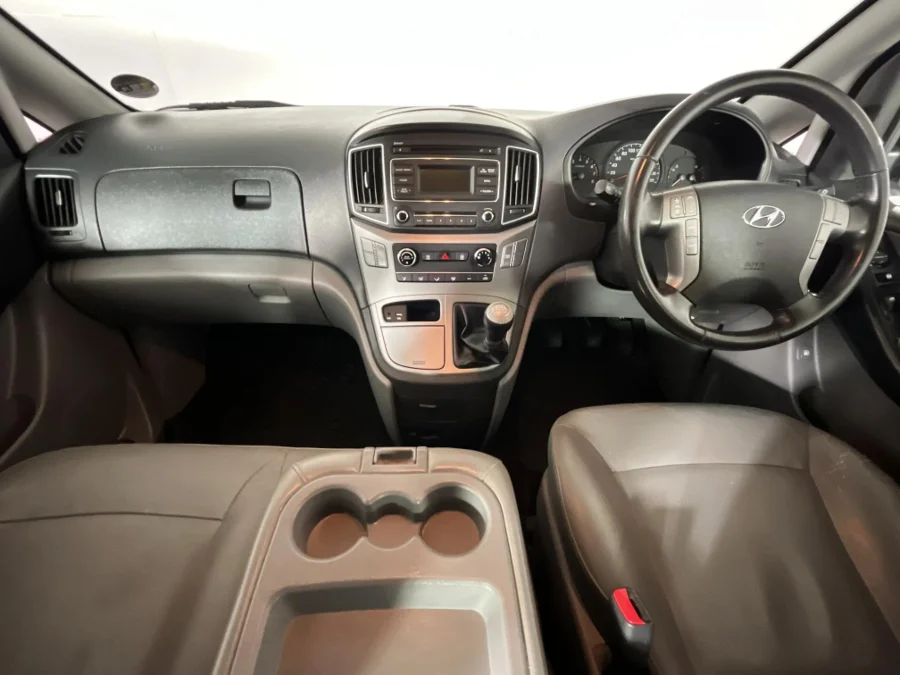 Used 2017 Hyundai H-1 2.4 bus Executive - WeBuyCars Epping