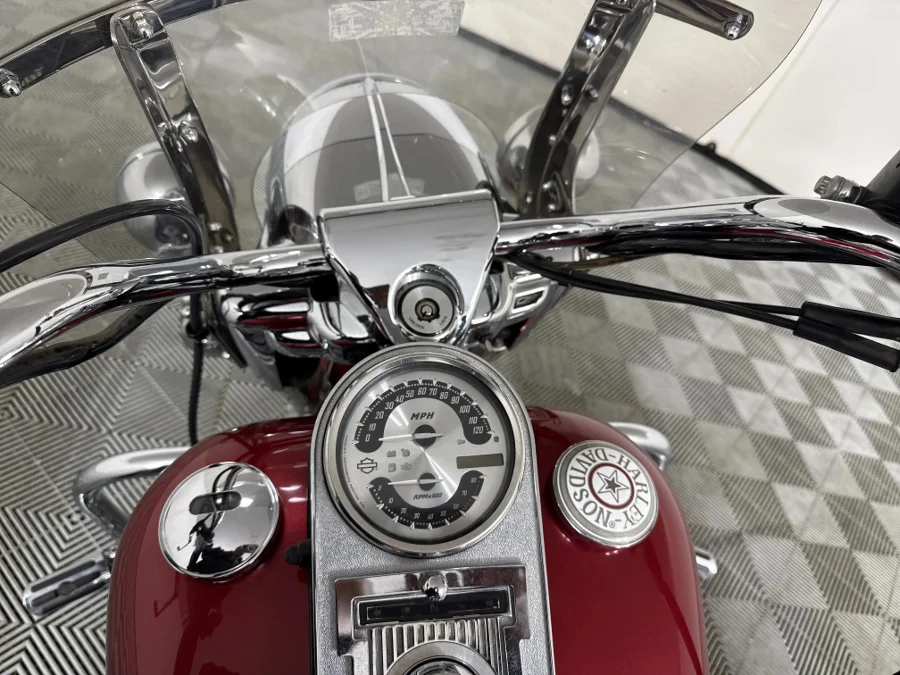 Used 2004 Harley Davidson Road King Custom - WeBuyCars Midstream