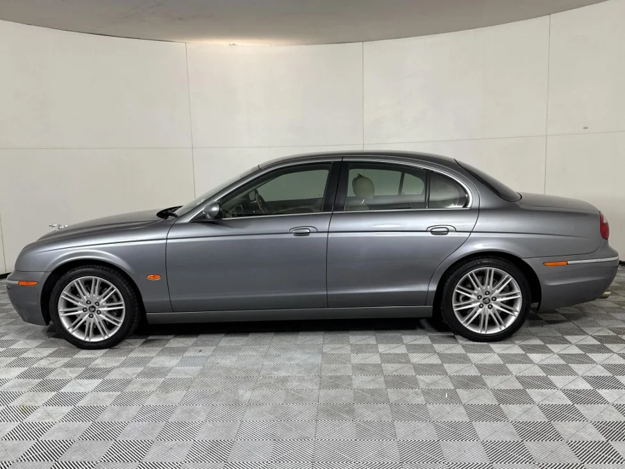 Used 2007 Jaguar S-Type S TYPE 3.0 SE - WeBuyCars Midstream