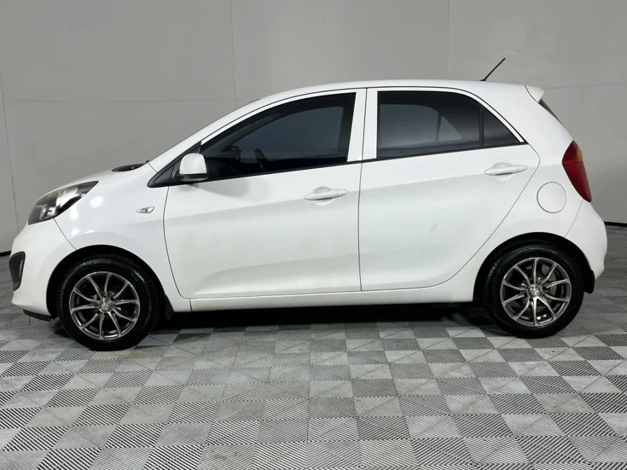 Used 2013 Kia Picanto 1.0 LX auto - WeBuyCars Riverhorse Used 2013 Kia Picanto 1.0 LX auto - WeBuyCars Riverhorse