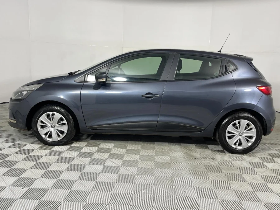 Used 2018 Renault Clio 66kW turbo Expression - WeBuyCars Silverlakes Used 2018 Renault Clio 66kW turbo Expression - WeBuyCars Silverlakes