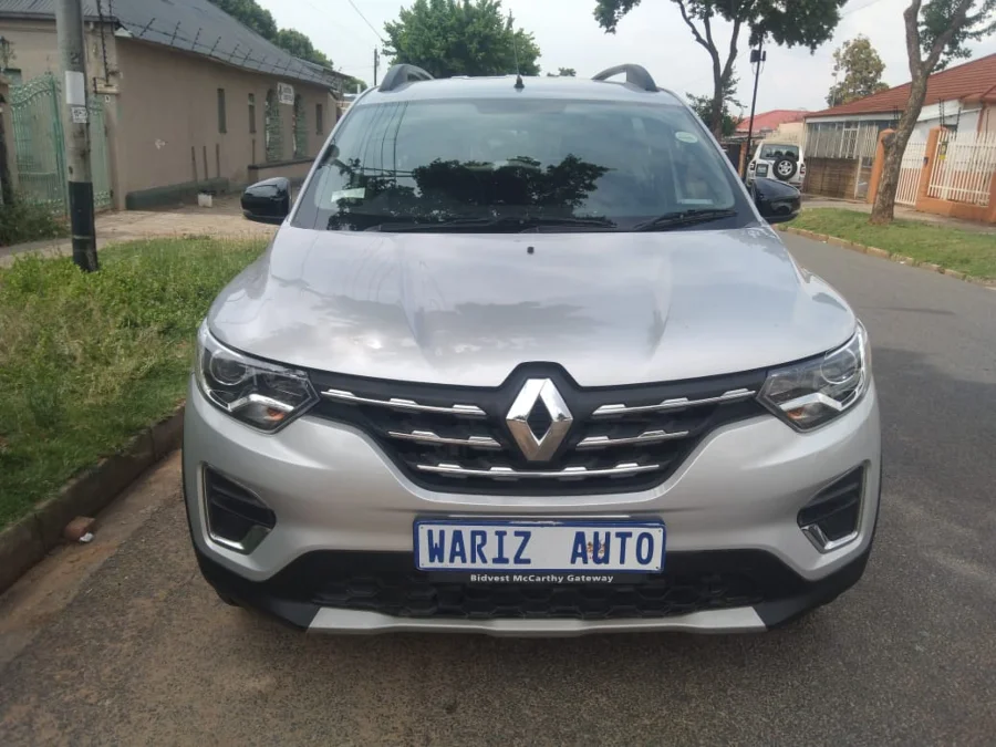 Used 2022 Renault Triber 1.0 Prestige auto - Wariz Auto