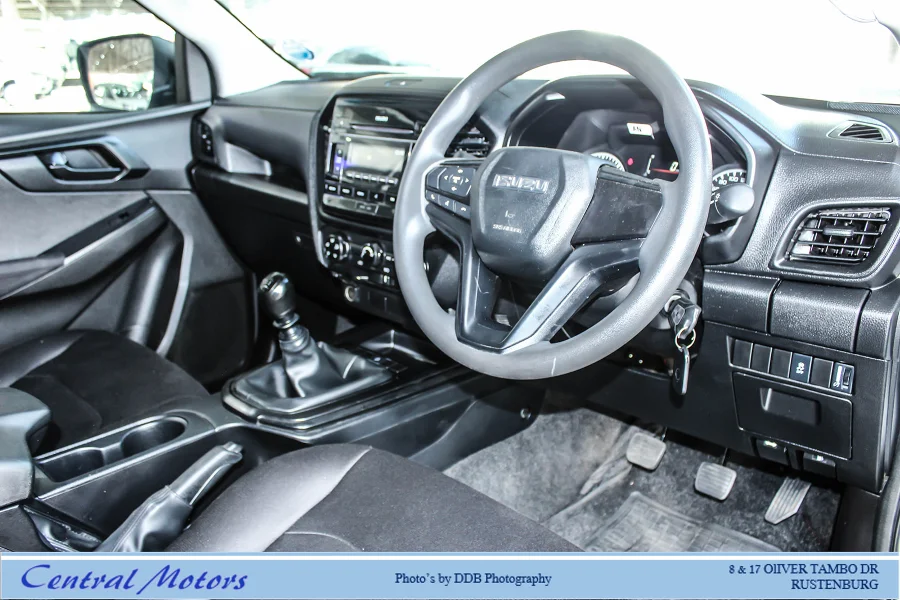 Used 2023 Isuzu D-Max 1.9TD Extended cab LS manual - Private Seller Used 2023 Isuzu D-Max 1.9TD Extended cab LS manual - Private Seller