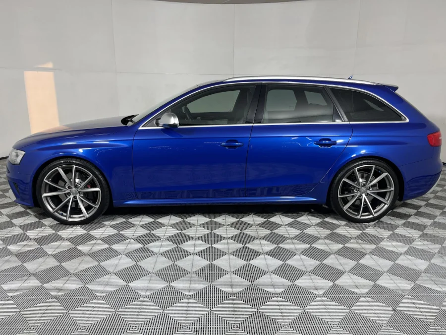Used 2014 Audi RS4 Avant quattro - WeBuyCars Richmond Used 2014 Audi RS4 Avant quattro - WeBuyCars Richmond
