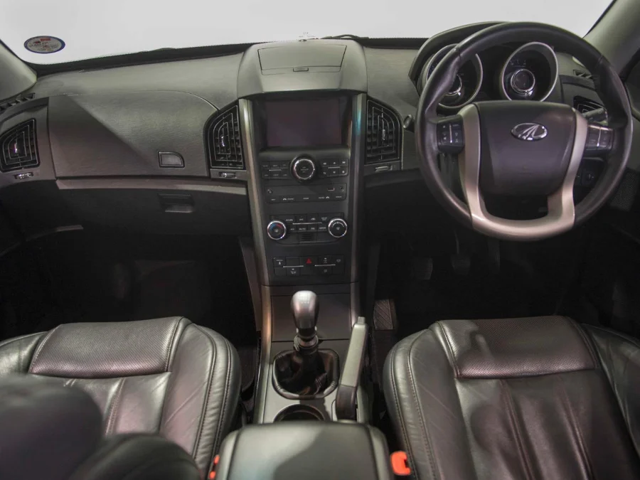 Used 2018 Mahindra XUV500 2.2CRDe W8 - Exclusive Auto Used 2018 Mahindra XUV500 2.2CRDe W8 - Exclusive Auto