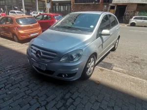 Used 2011 Mercedes-Benz B-Class B200