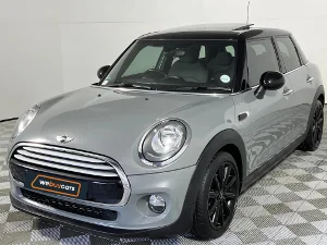 Used 2015 MINI Hatch Cooper Hatch 5-door Seven 7