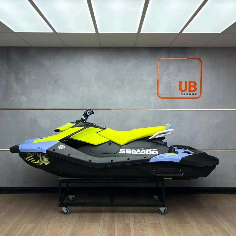 New 2026 Seadoo SPARK TRIXX 90 HP 3 UP - UB Leisure