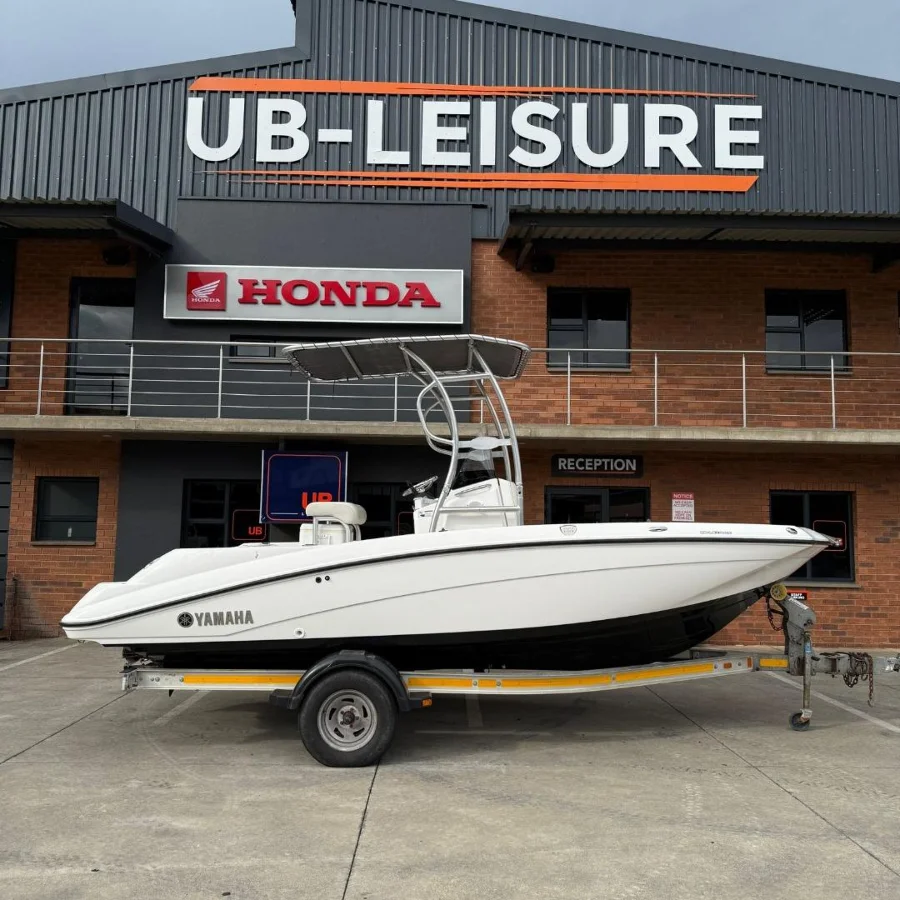 Used 2016 Yamaha FSH 190 Deluxe Centre Console Boat with 180hp Jet Motor - UB Leisure Used 2016 Yamaha FSH 190 Deluxe Centre Console Boat with 180hp Jet Motor - UB Leisure