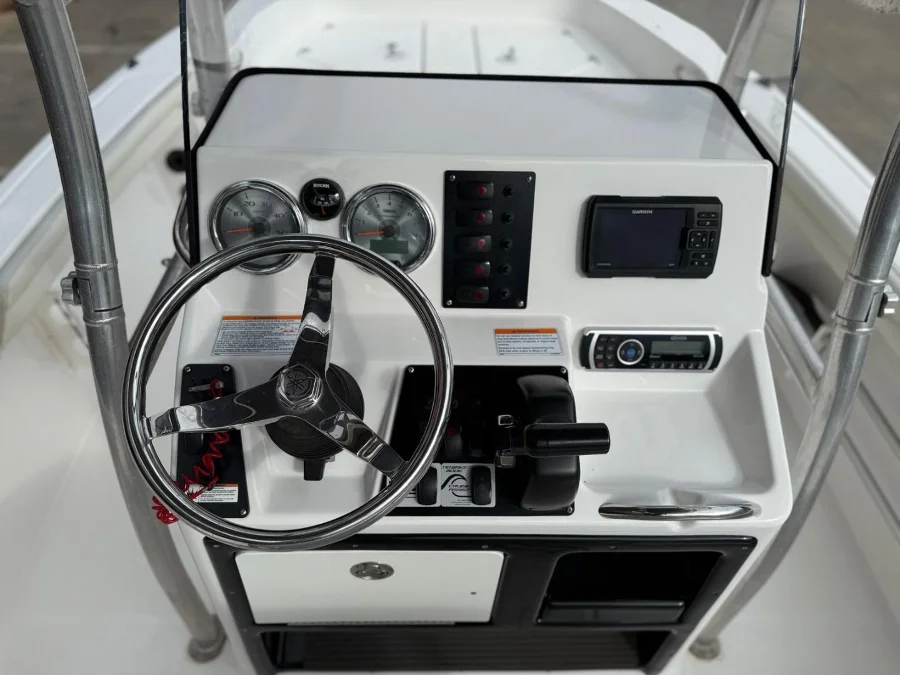 Used 2016 Yamaha FSH 190 Deluxe Centre Console Boat with 180hp Jet Motor - UB Leisure Used 2016 Yamaha FSH 190 Deluxe Centre Console Boat with 180hp Jet Motor - UB Leisure