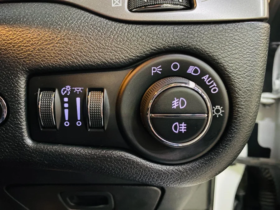 Used 2020 Jeep Cherokee 2.0T Trailhawk 4x4 - BOTHA AND DEYSEL EXECUTIVE MOTORS Used 2020 Jeep Cherokee 2.0T Trailhawk 4x4 - BOTHA AND DEYSEL EXECUTIVE MOTORS