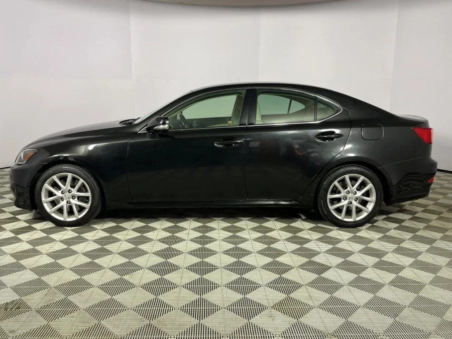 Used 2013 Lexus IS 350 EX - WeBuyCars Germiston Used 2013 Lexus IS 350 EX - WeBuyCars Germiston