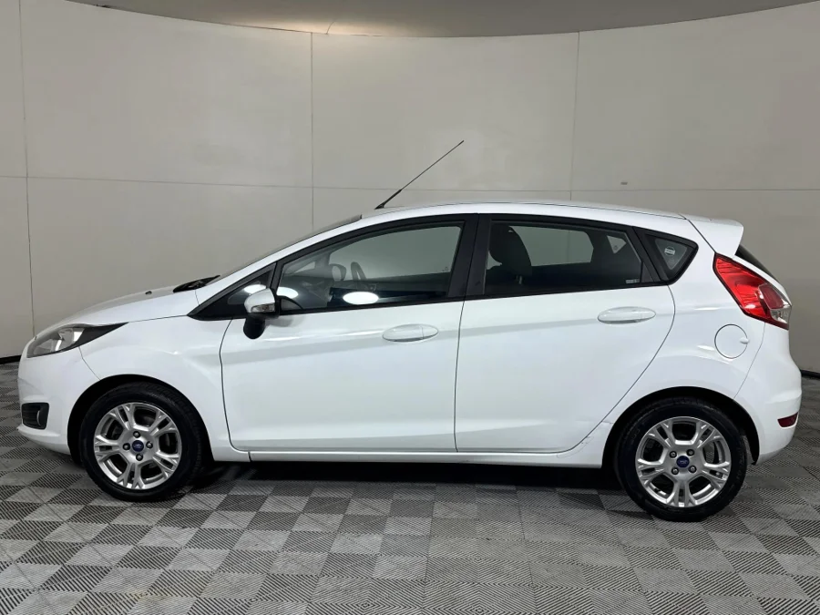 Used 2015 Ford Fiesta 5-door 1.0T Trend auto - WeBuyCars Midstream Used 2015 Ford Fiesta 5-door 1.0T Trend auto - WeBuyCars Midstream