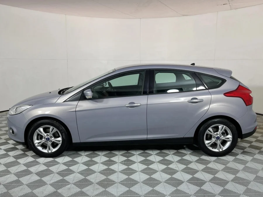Used 2012 Ford Focus 2.0 sedan Trend - WeBuyCars JHB South Used 2012 Ford Focus 2.0 sedan Trend - WeBuyCars JHB South