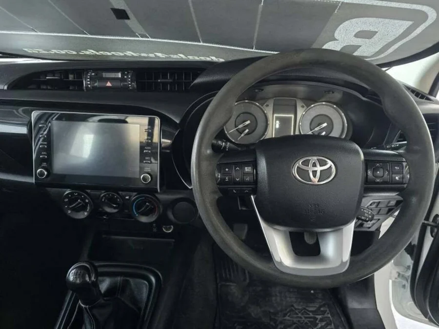 Used 2022 Toyota Hilux 2.4GD-6 single cab Raider manual - Deals 4 Wheels