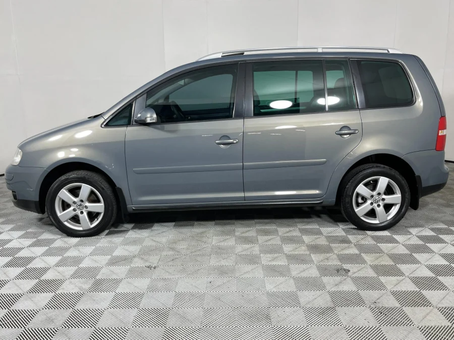 Used 2006 Volkswagen Touran 2.0TDI Highline DSG - WeBuyCars The Dome Used 2006 Volkswagen Touran 2.0TDI Highline DSG - WeBuyCars The Dome