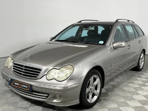 Used 2005 Mercedes-Benz C-Class C200 Kompressor estate Avantgarde