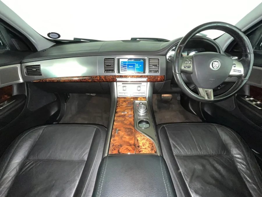 Used 2009 Jaguar XF 3.0D Luxury - WeBuyCars Germiston