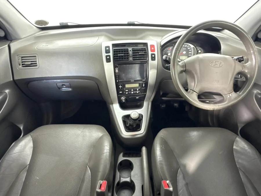 Used 2006 Hyundai Tucson 2.0 GLS - WeBuyCars Vereeniging Used 2006 Hyundai Tucson 2.0 GLS - WeBuyCars Vereeniging