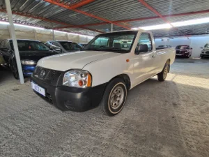 Used 2013 Nissan NP300 Hardbody 2.0 S