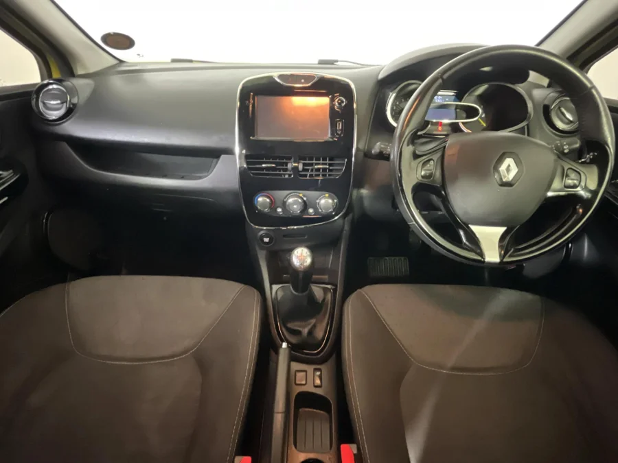 Used 2013 Renault Clio 66kW turbo Dynamique - WeBuyCars Brackenfell Cape Town Used 2013 Renault Clio 66kW turbo Dynamique - WeBuyCars Brackenfell Cape Town