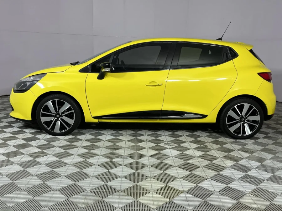 Used 2013 Renault Clio 66kW turbo Dynamique - WeBuyCars Brackenfell Cape Town Used 2013 Renault Clio 66kW turbo Dynamique - WeBuyCars Brackenfell Cape Town