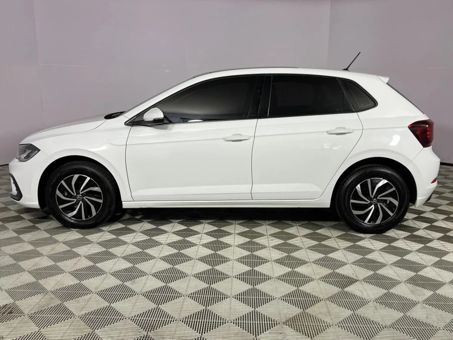 Used 2023 Volkswagen Polo hatch 1.0TSI Life manual - WeBuyCars Durban Used 2023 Volkswagen Polo hatch 1.0TSI Life manual - WeBuyCars Durban