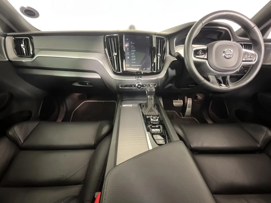 Used 2019 Volvo XC60 D4 AWD R-Design - WeBuyCars Riverhorse Used 2019 Volvo XC60 D4 AWD R-Design - WeBuyCars Riverhorse